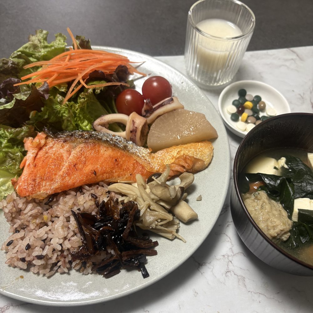 Cenbless 成増フェイシャル&ネイルサロン みけちゃんの手抜き朝食♪