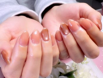 Cenbless 成増フェイシャル&ネイルサロン ちゅるん艶が可愛い。テラコッタシアー×微粒子マグネットネイル