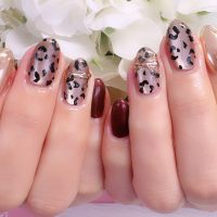 成増徒歩3分のフェイシャルエステ・ネイルサロン ビューティスタジオCenbless(センブレス) シックに楽しむ。大人のアニマル柄バレンタインネイル♪