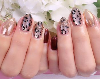 成増徒歩3分のフェイシャルエステ・ネイルサロン ビューティスタジオCenbless(センブレス) シックに楽しむ。大人のアニマル柄バレンタインネイル♪