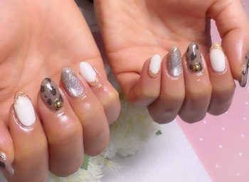 Cenbless　成増フェイシャル＆ネイルサロン　冬ネイル定額で楽しむ甘辛ミックスのアニマルネイル♪