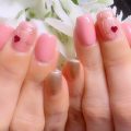 成増徒歩3分のフェイシャルエステ・ネイルサロン ビューティスタジオCenbless(センブレス) オフィスにもなじむ。大人のバレンタインチェックネイル♪