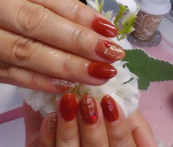 Cenbless 成増フェイシャル&ネイルサロン テラコッタで大人可愛いチェックアート!バレンタインネイル♪