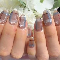 Cenbless 成増フェイシャル&ネイルサロン 冬の贅沢チェックネイル♪微粒子マグネット