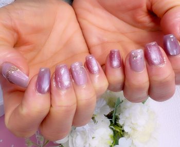 Cenbless 成増フェイシャル&ネイルサロン やわらかライラックで楽しむ、大人の淡色マグネットネイル