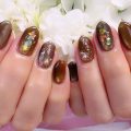 Cenbless　成増フェイシャル＆ネイルサロン　人気デザインを冬色でリピート。カーキ×アンバーの大人マグネット♪