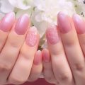 Cenbless　成増フェイシャル＆ネイルサロン　花びらのようにやさしく。淡色パールピンクのバレンタインネイル♪
