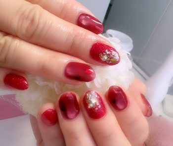 成増徒歩3分のフェイシャルエステ・ネイルサロン ビューティスタジオCenbless(センブレス) 大人可愛いハートが浮かび上がる。バレンタイン先取りネイル♪