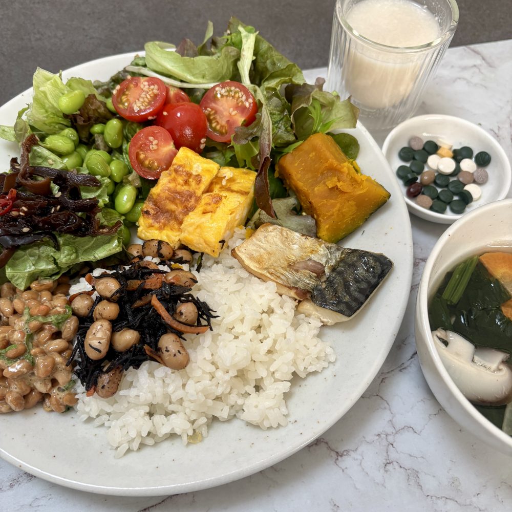 Cenbless　成増フェイシャル＆ネイルサロン　みけちゃんの手抜き朝食♪