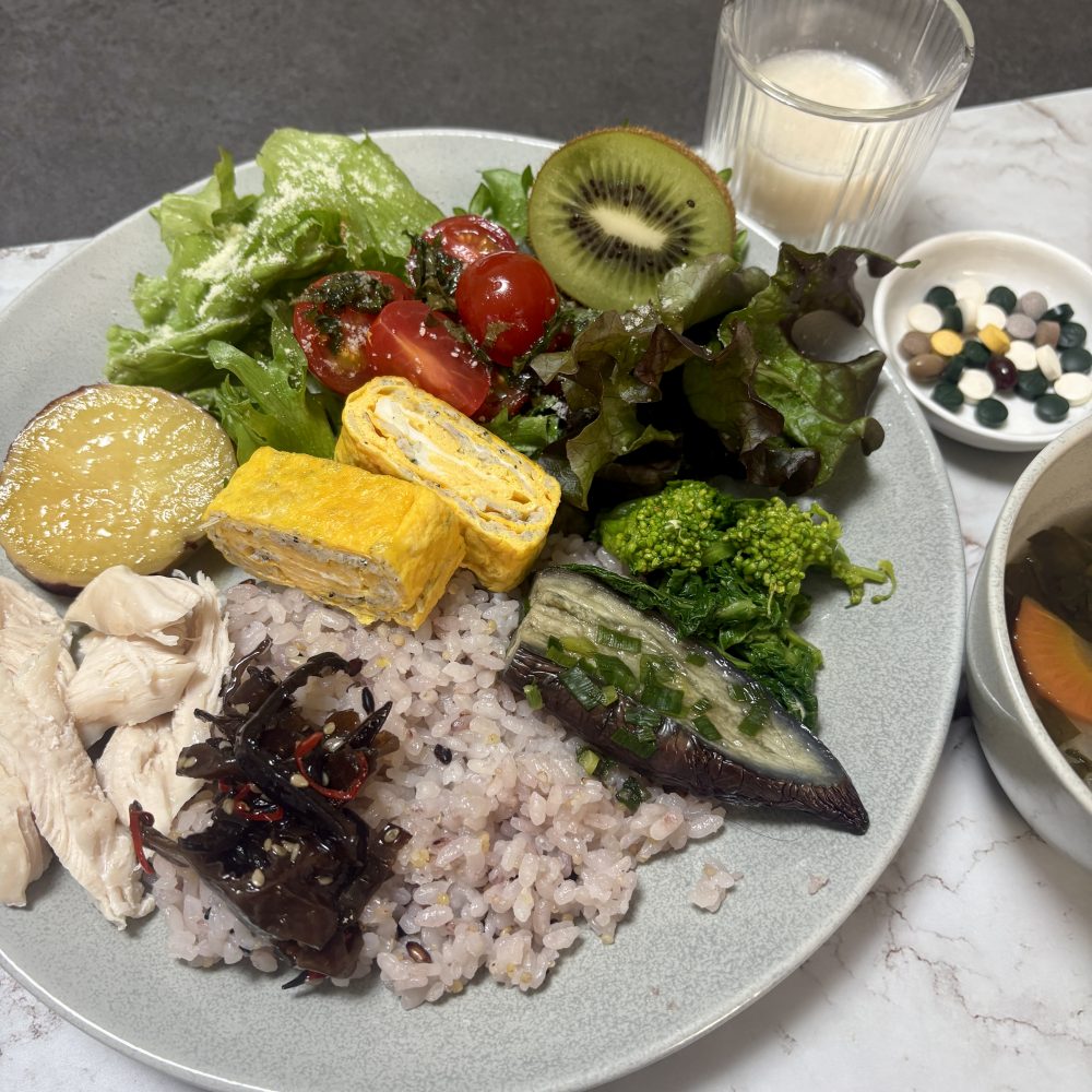 Cenbless　成増フェイシャル＆ネイルサロン　みけちゃんの手抜き朝食♪