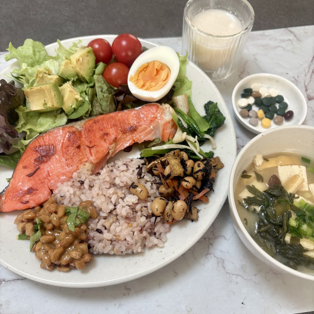 Cenbless　成増フェイシャル＆ネイルサロン　みけちゃんの手抜き朝食♪