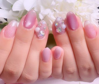 成増徒歩3分のフェイシャルエステ・ネイルサロン ビューティスタジオCenbless(センブレス) やわらかなピンクで楽しむ。華やかバレンタインネイル♪