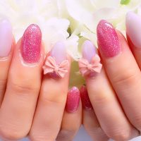 成増徒歩3分のフェイシャルエステ・ネイルサロン ビューティスタジオCenbless（センブレス）　バレンタインらしい可愛さを楽しむ、大人のリボンネイル
