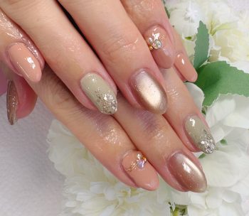 Cenbless　成増フェイシャル＆ネイルサロン　卒業式に寄り添う上品ベージュフォーマルネイル