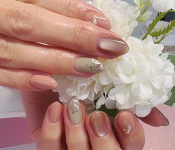 Cenbless　成増フェイシャル＆ネイルサロン　卒業式に寄り添う上品ベージュフォーマルネイル