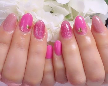 成増徒歩3分のフェイシャルエステ・ネイルサロン ビューティスタジオCenbless（センブレス）　 甘すぎない可愛さ。大人のバレンタインハートネイル♪