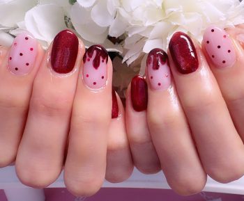 成増徒歩3分のフェイシャルエステ・ネイルサロン ビューティスタジオCenbless（センブレス）　赤マグネットが主役♪ いちごソースみたいなバレンタインネイル
