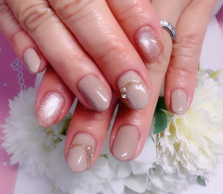 成増徒歩3分のフェイシャルエステ・ネイルサロン ビューティスタジオCenbless（センブレス）　新生活に寄り添うベージュネイル♪上品フォーマルデザイン