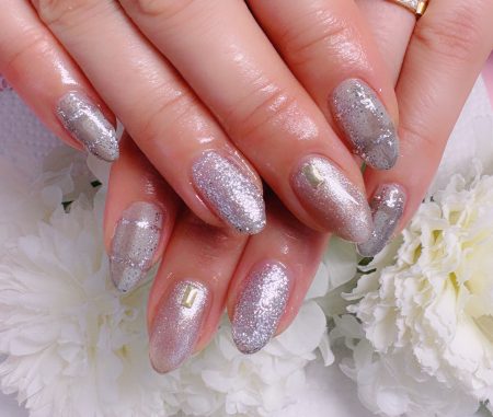 成増徒歩3分のフェイシャルエステ・ネイルサロン ビューティスタジオCenbless(センブレス) シャンパン×グレージュで楽しむ上品チェックネイル