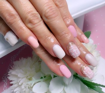 成増徒歩3分のフェイシャルエステ・ネイルサロン ビューティスタジオCenbless（センブレス）　上品さと華やかさを纏う、大人のツィードネイル♪