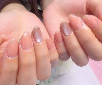 成増徒歩3分のフェイシャルエステ・ネイルサロン ビューティスタジオCenbless（センブレス）　上品さの中にさりげない煌めき♪大人のちゅるんネイル