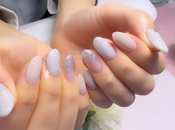 成増徒歩3分のフェイシャルエステ・ネイルサロン ビューティスタジオCenbless（センブレス）　心まで整うホワイトグレー♪春の上品フォーマルネイル