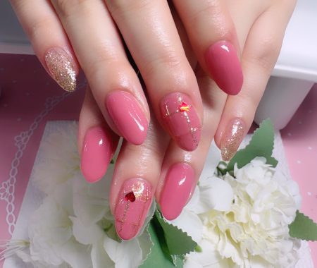 成増徒歩3分のフェイシャルエステ・ネイルサロン ビューティスタジオCenbless（センブレス）　上品なきらめきで楽しむ、大人のバレンタイン＆ラメネイル