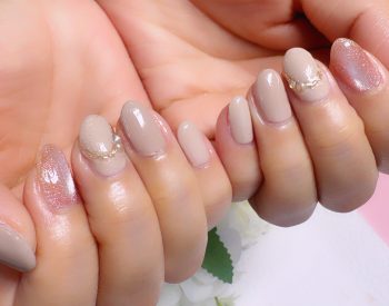 成増徒歩3分のフェイシャルエステ・ネイルサロン ビューティスタジオCenbless(センブレス) 上品ベージュで春フォーマル♪大人のきれいめネイル