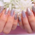 成増徒歩3分のフェイシャルエステ・ネイルサロン ビューティスタジオCenbless(センブレス) シャンパン×グレージュで楽しむ上品チェックネイル