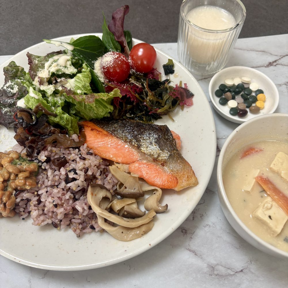 Cenbless　成増フェイシャル＆ネイルサロン　みけちゃんの手抜き朝食♪