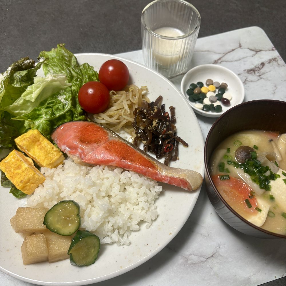 Cenbless　成増フェイシャル＆ネイルサロン　みけちゃんの手抜き朝食♪