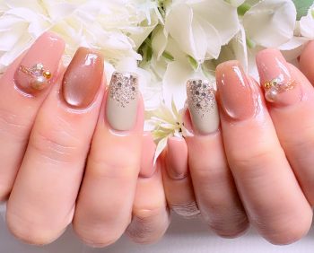 Cenbless　成増フェイシャル＆ネイルサロン　大人のこなれ感♪テラコッタ×グレージュ系のフォーマルネイル