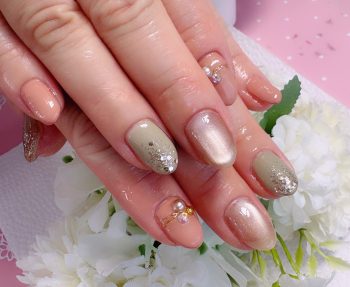 成増徒歩3分のフェイシャルエステ・ネイルサロン ビューティスタジオCenbless(センブレス) 節目の春に♪上品ベージュのフォーマルネイル