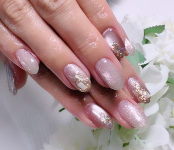 Cenbless　成増フェイシャル＆ネイルサロン　入学式に♪上品ピンクシャンパンネイル