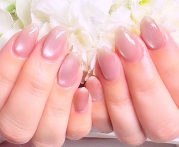 成増徒歩3分のフェイシャルエステ・ネイルサロン ビューティスタジオCenbless(センブレス)うる艶透明感♪微粒子マグネットワンカラーネイル