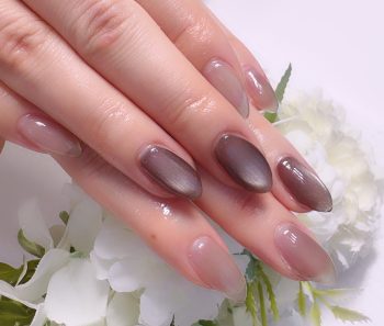 Cenbless　成増フェイシャル＆ネイルサロン　新年度の初挑戦カラー♪シースルーブラウンネイル