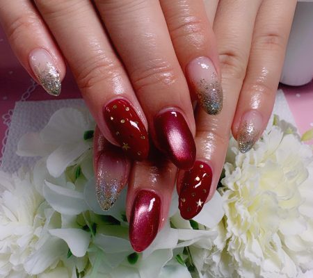 成増徒歩3分のフェイシャルエステ・ネイルサロン ビューティスタジオCenbless（センブレス）　推しカラーで気分UP♪赤×ゴールドイベントネイル