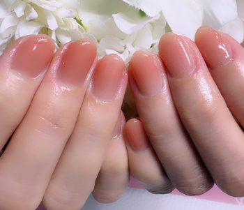 成増徒歩3分のフェイシャルエステ・ネイルサロン ビューティスタジオCenbless（センブレス）　美爪を引き立てるテラコッタシアー♪大人ワンカラーネイル