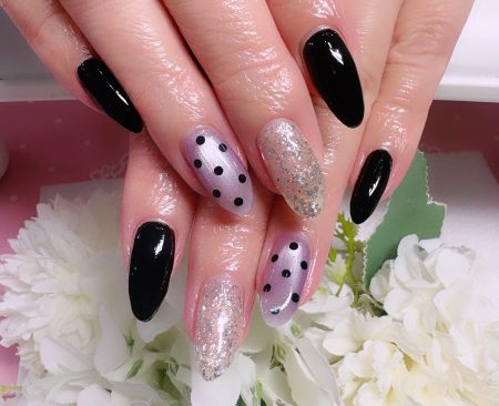 成増徒歩3分のフェイシャルエステ・ネイルサロン ビューティスタジオCenbless（センブレス）　エロ可愛い大人ネイル♪漆黒×パープルマグネット