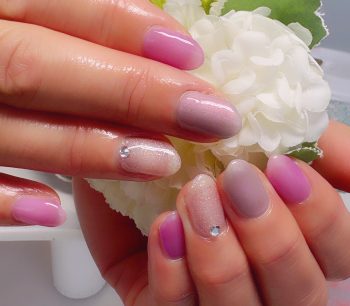 Cenbless　成増フェイシャル＆ネイルサロン　春のきらめき♪ライラックピンクの上品ネイル