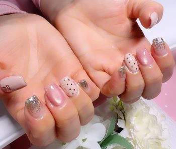 Cenbless　成増フェイシャル＆ネイルサロン　やわらかピンクで春フォーマル♪上品カラーチェンジネイル