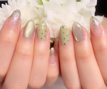 成増徒歩3分のフェイシャルエステ・ネイルサロン ビューティスタジオCenbless（センブレス）　抹茶ミルクカラー♪春の人気デザインネイル