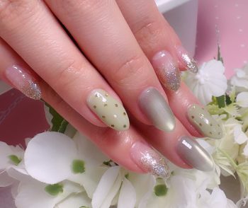 成増徒歩3分のフェイシャルエステ・ネイルサロン ビューティスタジオCenbless（センブレス）　抹茶ミルクカラー♪春の人気デザインネイル