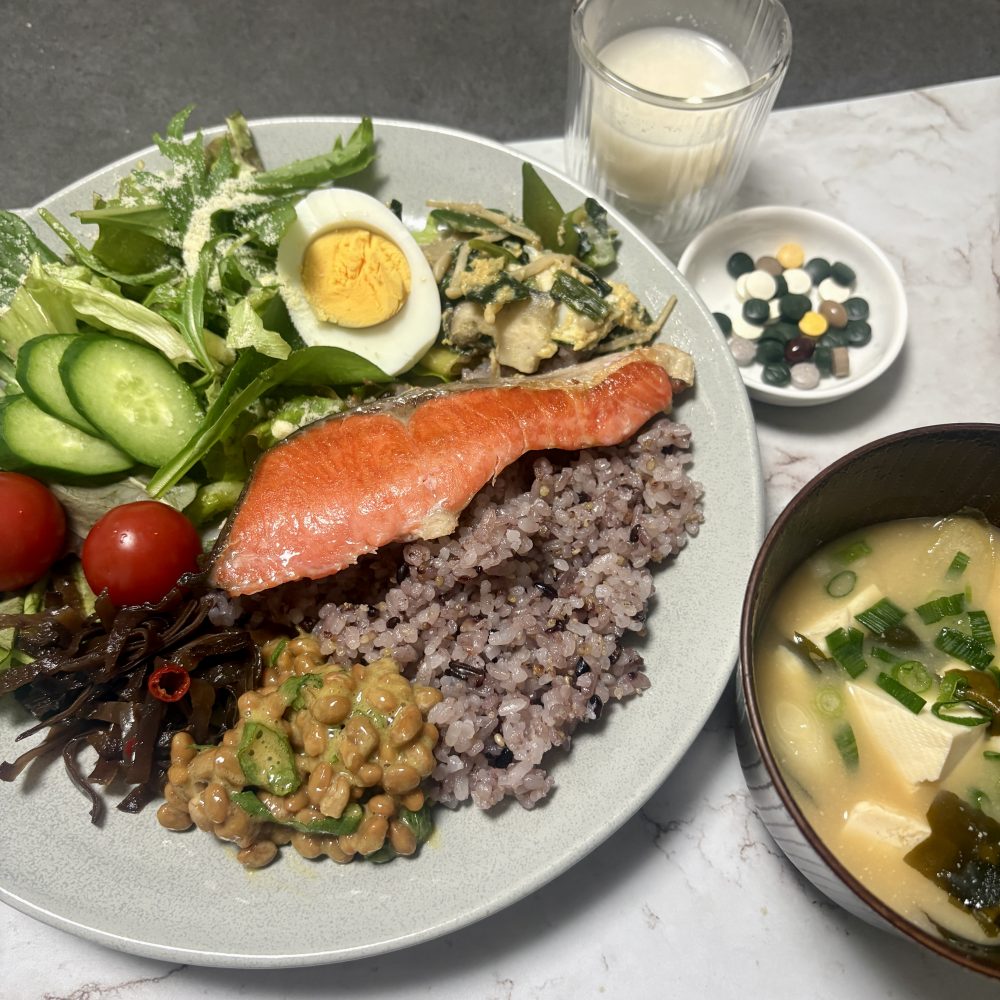 Cenbless 成増フェイシャル&ネイルサロン みけちゃんの手抜き朝食♪