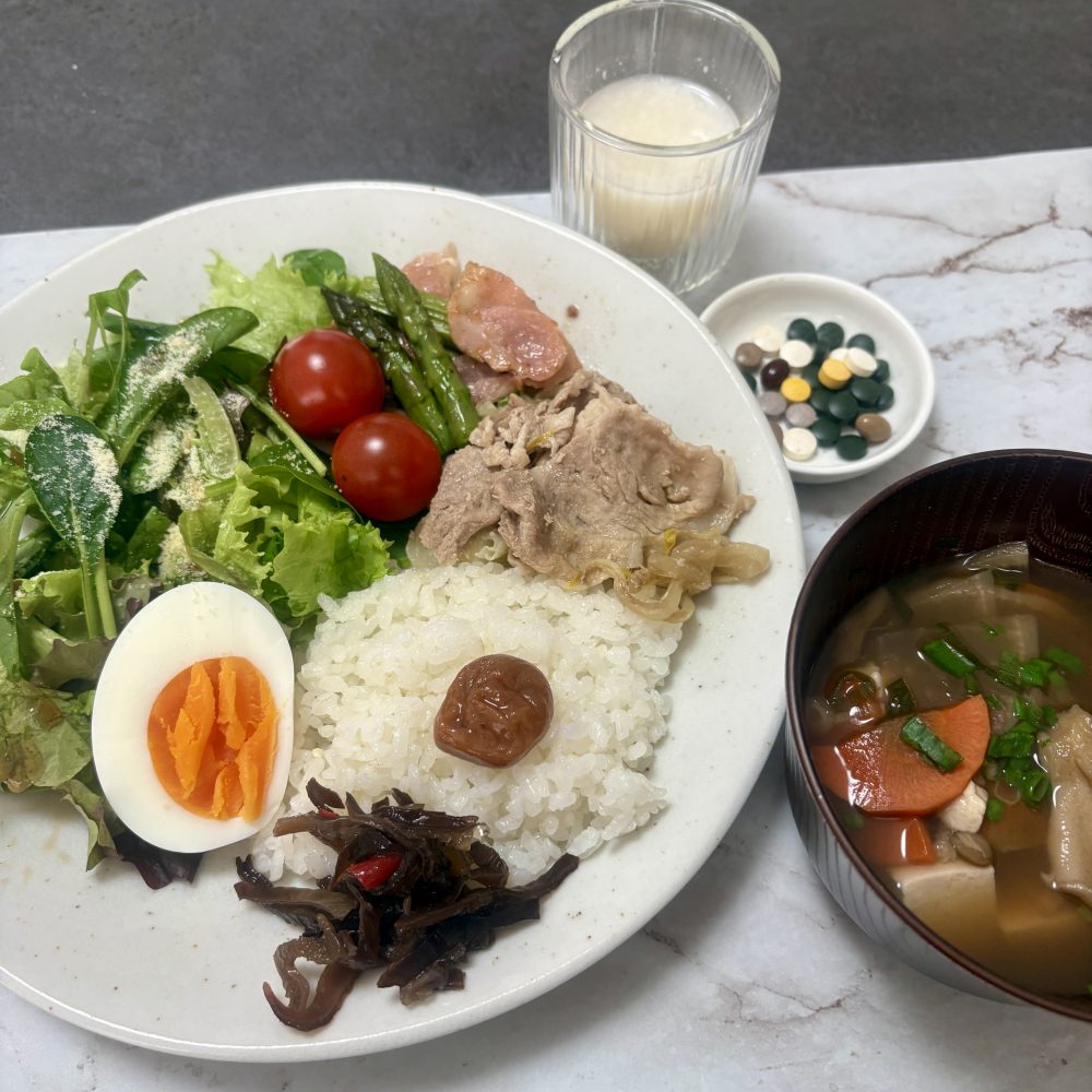 Cenbless 成増フェイシャル&ネイルサロン みけちゃんの手抜き朝食♪