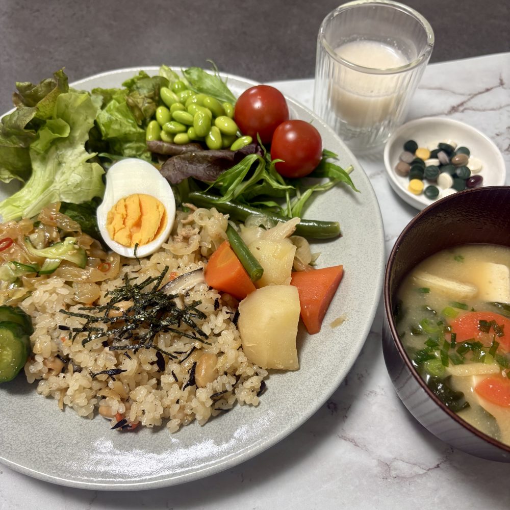 Cenbless　成増フェイシャル＆ネイルサロン　みけちゃんの手抜き朝食♪