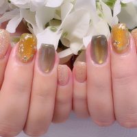 Cenbless　成増フェイシャル＆ネイルサロン　黄金色に煌めくキャッツアイ＆フラワーネイル