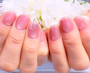 Cenbless　成増フェイシャル＆ネイルサロン　人気沸騰中の定額ネイルデザイン！微粒子マグネット＆ラメホログラム