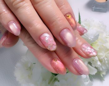 Cenbless　成増フェイシャル＆ネイルサロン　大人気の桜ホログラムネイル