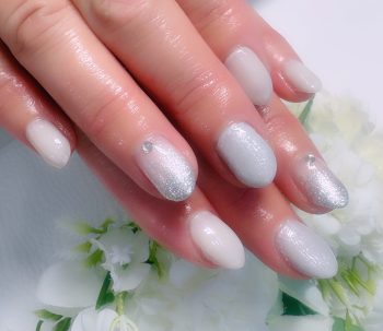 Cenbless　成増フェイシャル＆ネイルサロン　春の上品グレー系シンプルネイル♪